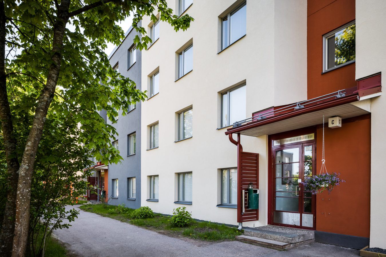 Kulotie 2 julkisivu